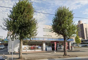 ローソン 久留米中央町店まで徒歩2分。