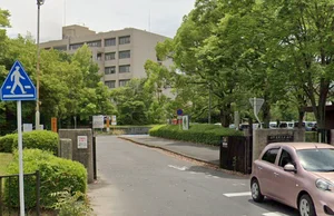 滋賀医科大学まで車で19分、7.2km。