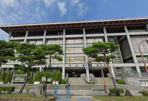 大津市役所まで徒歩25分、1.8km