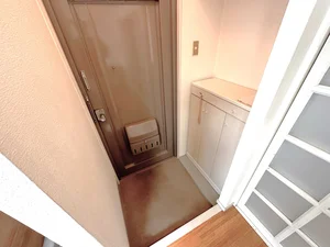 玄関にはシューズボックスもございます(^^)/