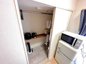 【敷地内駐車場】高岡駅前ウィークリーマンションでは利便性が良い物件を揃えてます。高岡駅前エリアに詳しくないお客様もご連絡頂ければ専門スタッフがしっかり物件選定を行います。お気軽にお問い合わせください★