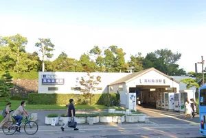 高松築港まで徒歩19分、1.5km。