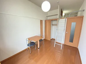 のマンスリーマンション・ウィークリーマンション「レオパレスグレンツェⅢ 107(No.736926)」メイン画像