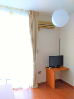 医療法人沖縄徳洲会 千葉西総合病院周辺のマンスリーマンション・ウィークリーマンション「レオパレスエピナール 105(No.737386)」メイン画像