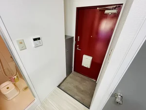 玄関にはシューズＢＯＸがございますので毎回片づけていただき、常に清潔な空間を保っていただくことが可能です♪
