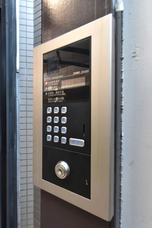 オートロック付きでセキュリティ採用！　女性にも安心の設備！