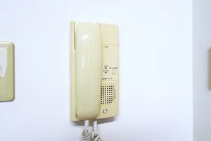 インターホン