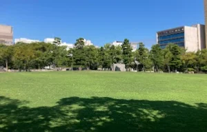 高松市立中央公園まで徒歩10分