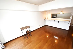 LDKで　ダイニングテーブルやイスは別途費用にてご用意可能！