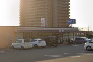 セブン-イレブン 別府新港店まで徒歩10分。