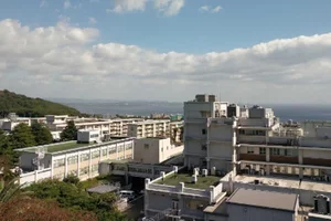 九州大学病院別府病院まで車で7分。
