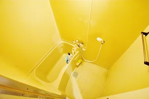 バスルーム画像イメージです♪松坂市(松坂駅前)ウィークリーマンションでは、お風呂用の桶もあるのでごゆっくりと快適にご利用いただけます★