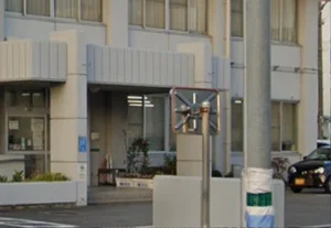 四日市市塩浜地区市民センター　徒歩７分