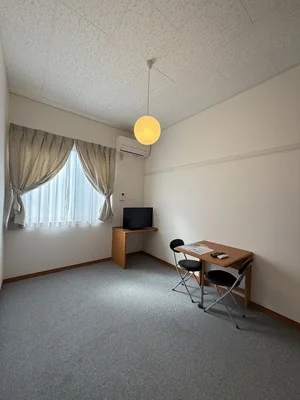 田園調布学園大学周辺のマンスリーマンション・ウィークリーマンション「レオパレスアルファード 205(No.751693)」メイン画像