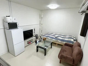 香川・高松・丸亀・坂出のマンスリーマンション・ウィークリーマンション「Kマンスリー坂出市役所前（本街道北） 402・1K-【中部屋】(No.751766)」メイン画像