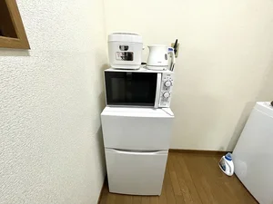 冷蔵庫も完備なので自炊や料理に最適♪長期の出張にお勧め★滋賀大津駅前ウィークリーマンションの人気物件♪【格安】