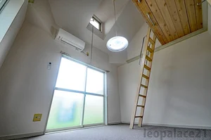 霞ヶ浦駅（三重県）のマンスリーマンション・ウィークリーマンション「レオパレス羽津 106(No.754403)」メイン画像