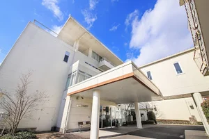 若松記念病院まで徒歩19分