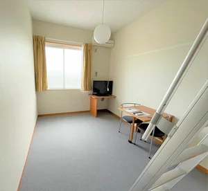 のマンスリーマンション・ウィークリーマンション「レオパレスレジェンス 201(No.765420)」メイン画像