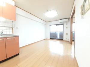 秋田市のマンスリーマンション・ウィークリーマンション「アルト・アヴァンツァート 1003・洋室(No.767383)」メイン画像