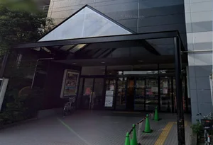 イオンスタイル大津京まで徒歩8分、550ｍ。