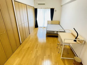 日当たりが良く、立地条件の良いウィークリーマンションです♪