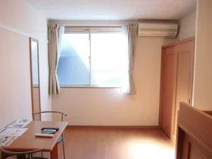 下野市のマンスリーマンション・ウィークリーマンション「レオパレスＳＵＮＲＩＳＥ 110(No.772475)」メイン画像