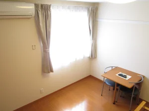 のマンスリーマンション・ウィークリーマンション「レオパレスプラムヴィラ２ 111(No.773296)」メイン画像