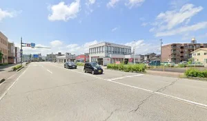 北陸銀行稲荷町出張所まで徒歩3分