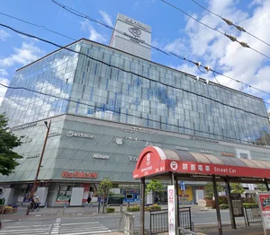 ビックカメラ 岡山駅前店まで徒歩6分、450m。