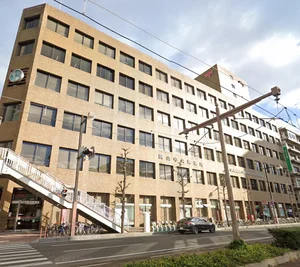 岡山中央郵便局まで徒歩15分、1.0km。