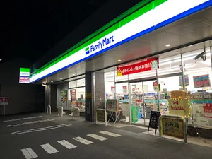 ファミリーマート 仙台穀町店まで徒歩6分