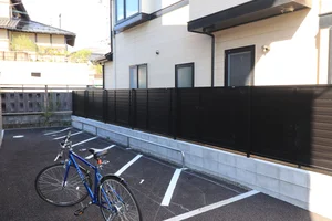 バイク置き場 事前申請が必要で有料!