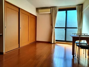 のマンスリーマンション・ウィークリーマンション「レオパレスラボール　Ⅰ 107(No.785531)」メイン画像