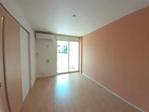 上山市のマンスリーマンション・ウィークリーマンション「ヴィノ　ティント 102・洋室(No.794846)」メイン画像