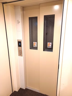 エレベーター