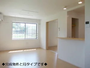 秋田県の大東建託リーシング株式会社のマンスリーマンション・ウィークリーマンション「フリーデ 205・洋室(No.800848)」メイン画像