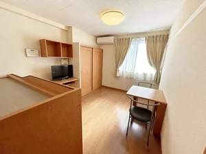 北九州市立大学北方キャンパス周辺のマンスリーマンション・ウィークリーマンション「レオパレスムラヤマⅡ 101(No.802370)」メイン画像