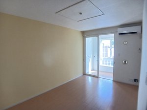 のマンスリーマンション・ウィークリーマンション「カーサ・ペアール 103・洋室(No.803537)」メイン画像