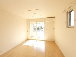 のマンスリーマンション・ウィークリーマンション「メゾン　アルモニー 101・洋室(No.808219)」メイン画像