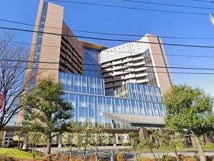 福井県立病院まで徒歩12分、900m。