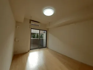 のマンスリーマンション・ウィークリーマンション「ラ　コリーヌ　Ｎ 103・洋室(No.809760)」メイン画像