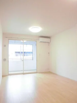 のマンスリーマンション・ウィークリーマンション「マスカット　ベリー　Ｂ 104・洋室(No.811679)」メイン画像