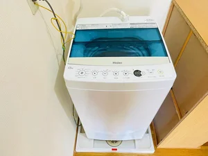 洗濯機は室内に設置しております♪入居後すぐにご利用が可能です(^^♪タオル1式分もご用意しております☆彡