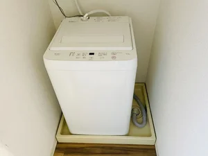 洗濯機は室内に設置しております♪入居後すぐにご利用が可能です(^^♪タオル1式分もご用意しております☆彡