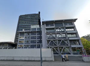広島中央警察署 徒歩12分