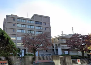 広島地方裁判所 徒歩13分