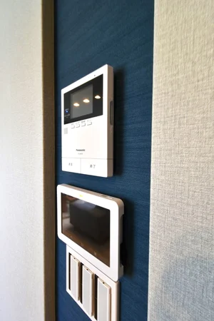 テレビモニターホン付で本人確認もできる設備！　セキュリティに考慮されていて女性にも安心です。