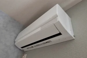 エアコン冷暖房付き　一年を通して快適にお過ごしいただけます！