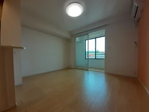 のマンスリーマンション・ウィークリーマンション「サイド　ツー 202・洋室(No.823384)」メイン画像